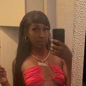 Meet your Posher, Anaya Monet aka (Benja)